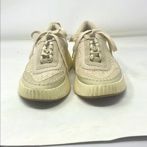 Dolce Vita Off-White Knit Platform Sneakers Size 7.5 Excellent Condition